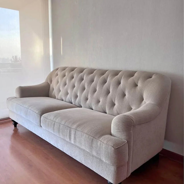 Sofá Sarah Miller ¡Tu nuevo rincón de confort! 🛋️