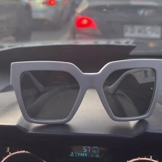 Lentes Versace ¡Luce con estilo este verano! 🌞🕶️
