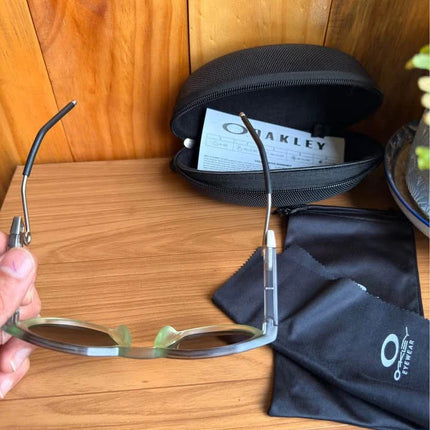 ¡Gafas nuevas , Oakley HSTN Dark Amber! 😎