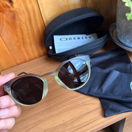 ¡Gafas nuevas , Oakley HSTN Dark Amber! 😎