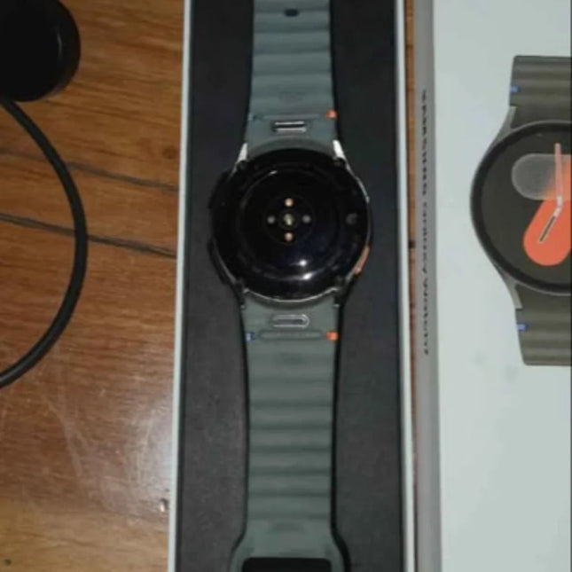 ¡Smartwatch Samsung casi nuevo esperando por ti! ⌚️