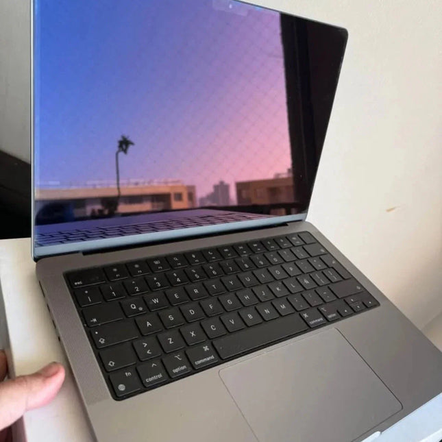 ✨ Laptop MacBook Pro de 14 en Perfecto Estado ✨