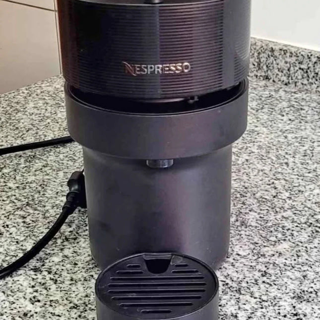 Cafetera Vertuo / Nesspreso ¡Disfruta cada mañana con un café perfecto! ☕