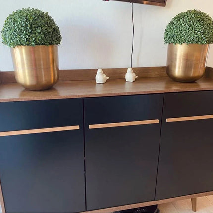 Elegante Buffet Negro para Tu Hogar 🖤