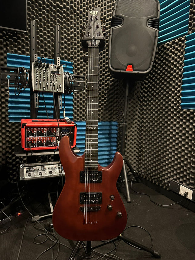 Guitarra electrica SGR by Schecter C-1 SGR Walnut Satin