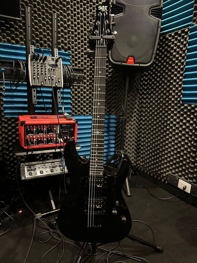 Guitarra eléctrica SGR by Schecter C-1 SGR Gloss Black